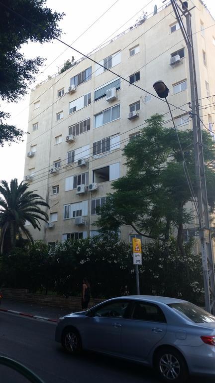 Herzliya Center Apartments ภายนอก รูปภาพ