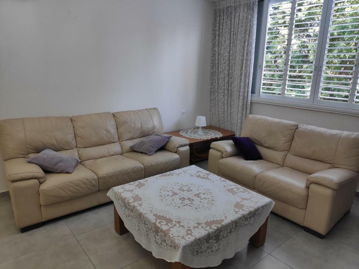 Herzliya Center Apartments ภายนอก รูปภาพ