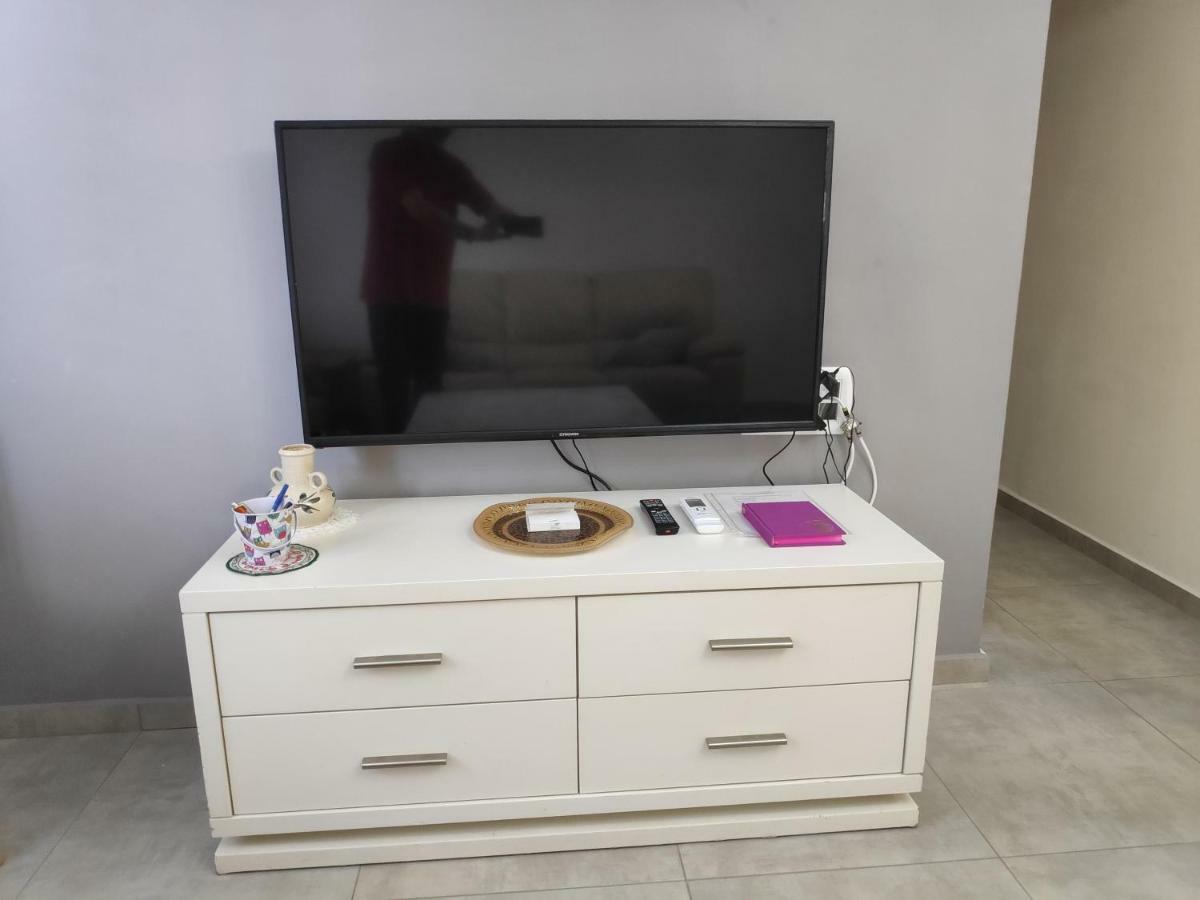 Herzliya Center Apartments ภายนอก รูปภาพ
