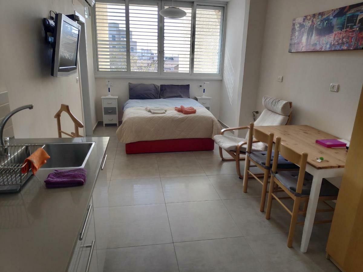 Herzliya Center Apartments ภายนอก รูปภาพ
