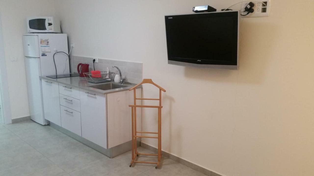 Herzliya Center Apartments ภายนอก รูปภาพ